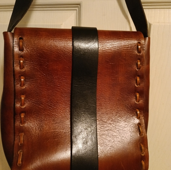 ONE OF A KIND Retired Sundance THICK Leather  Handmade Hippie BAG - Picture 4 of 5